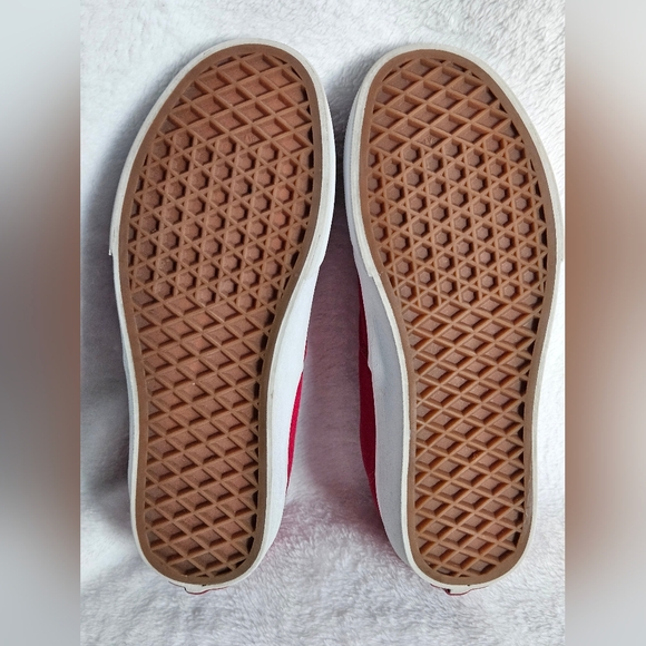 Vans Bold Red Canvas Shoes - Picture 4 of 7